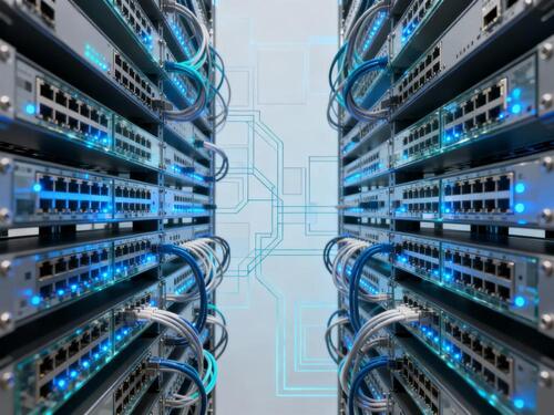 Latest company case about Extreme Networks Switch Solutions: Practical Implementation from Access to Core Segmentation and High Availability